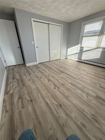 $2,095 | 61 Esten Avenue, Unit 4, Pawtucket, RI 02860