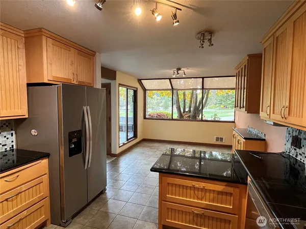 $389,900 | 102 Shelter Bay Drive, La Conner, WA 98257