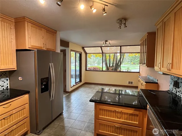 $439,900 | 102 Shelter Bay Drive, La Conner, WA 98257