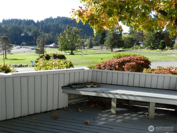 $389,900 | 102 Shelter Bay Drive, La Conner, WA 98257