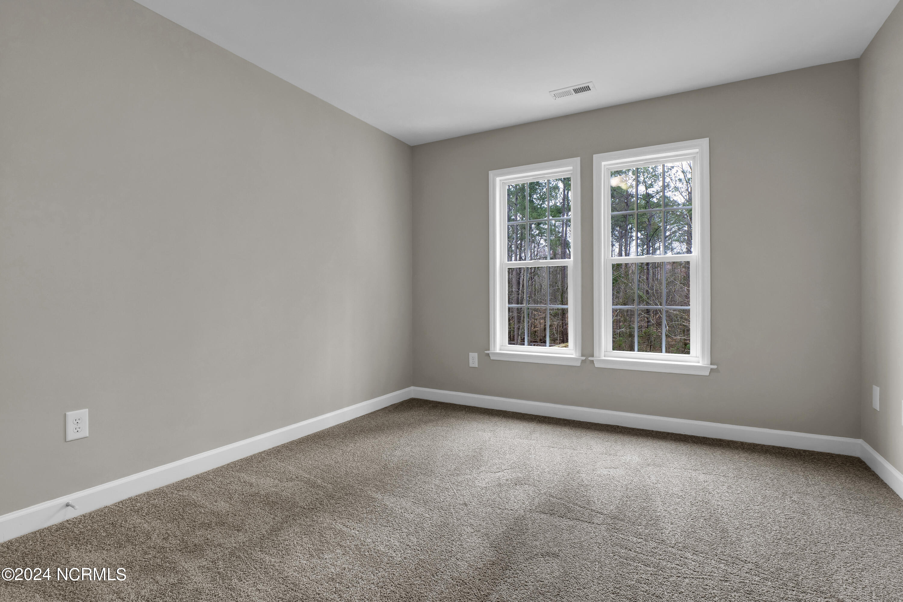 394 Ridge Road Jacksonville, NC 28540 - Photo 18 of 29 17