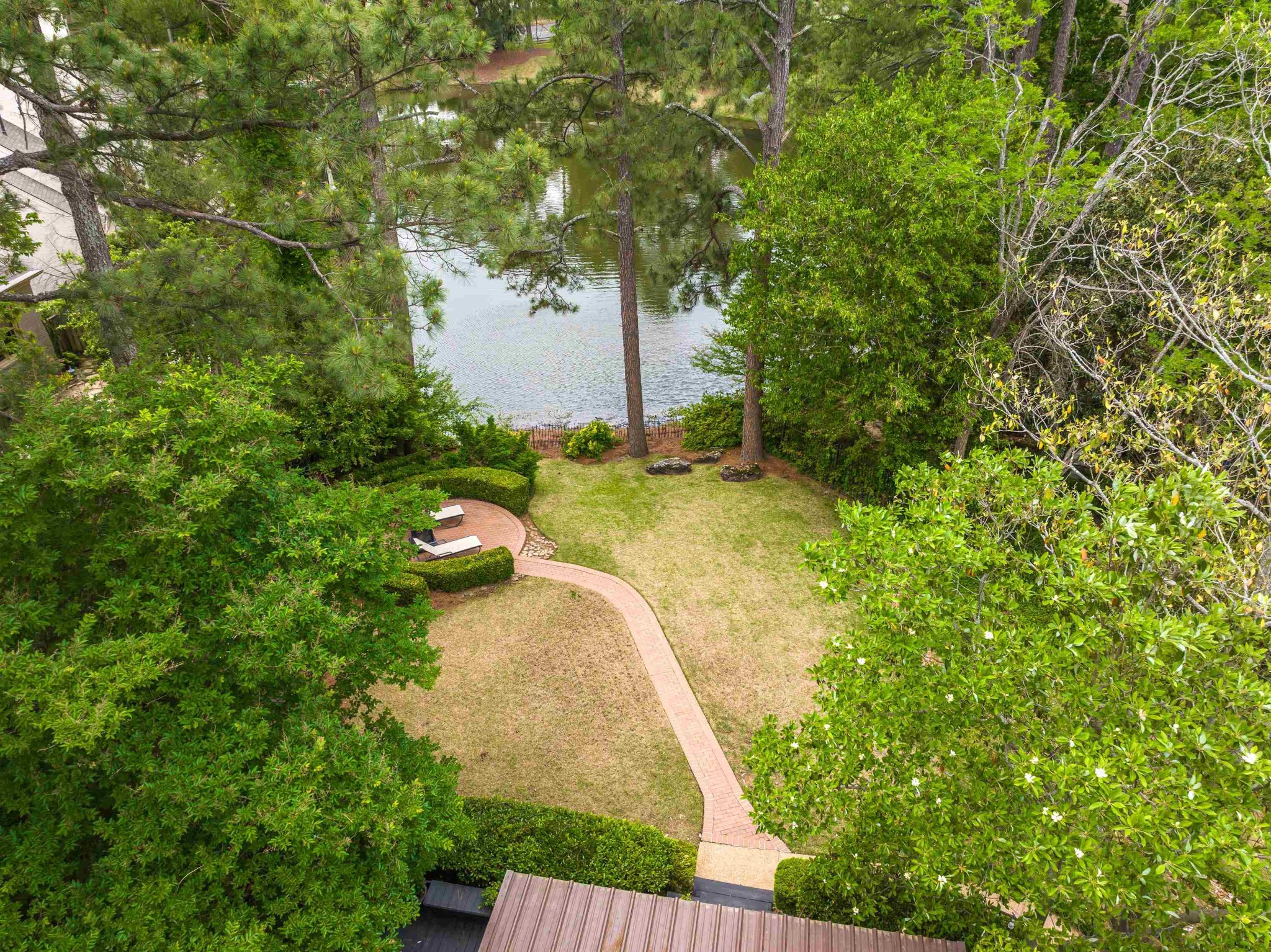 811 Sweetbrier Road Memphis, TN 38120 - Photo 38 of 40 Gallery Image 38