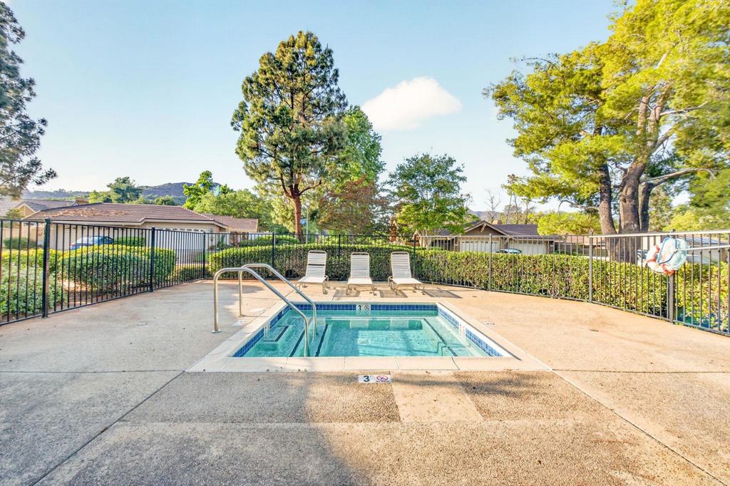 2719 Almendra Court Fallbrook, CA 92028 - Photo 50 of 72
