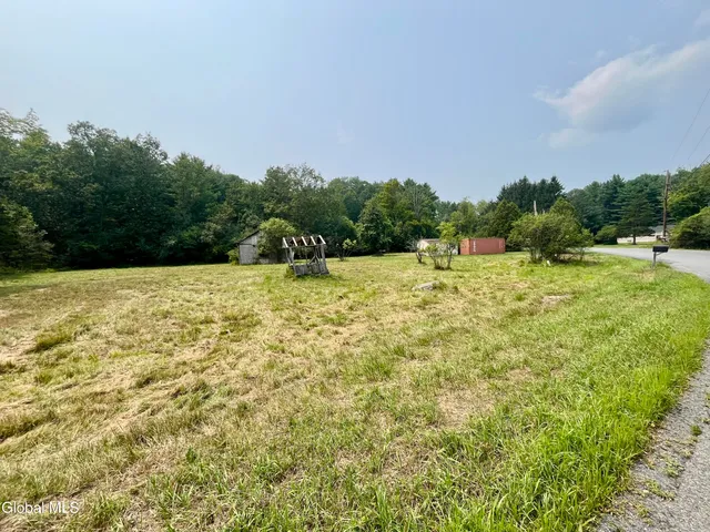 $65,000 | 424 Medway-Earlton Road, Coxsackie, NY 12058