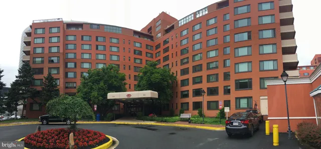 $1,650 | 1021 Arlington Boulevard, Unit 817, Arlington, VA 22209