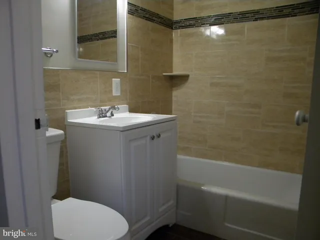 $1,650 | 1021 Arlington Boulevard, Unit 817, Arlington, VA 22209