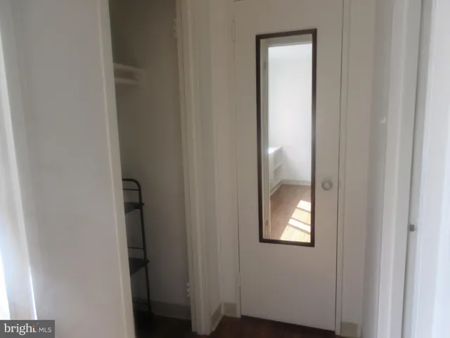 $1,650 | 1021 Arlington Boulevard, Unit 817, Arlington, VA 22209