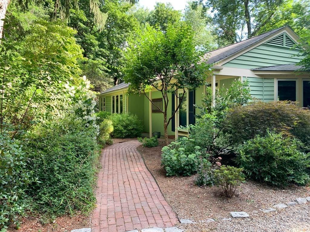 483 Bay Road Hamilton, MA 01982 - Photo 2 of 27