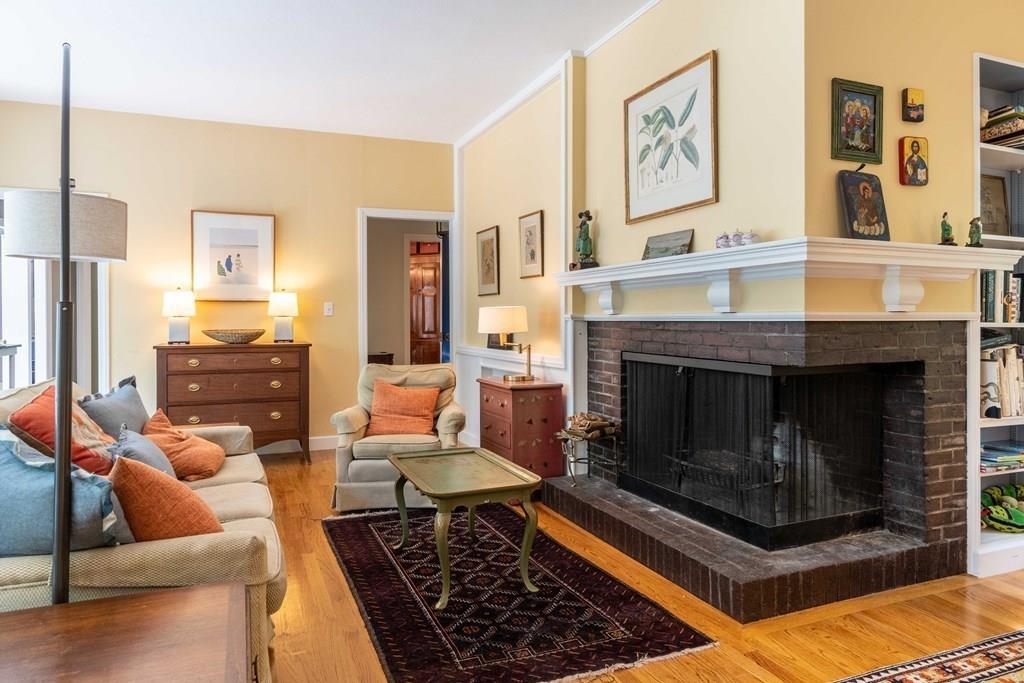 483 Bay Road Hamilton, MA 01982 - Photo 4 of 27