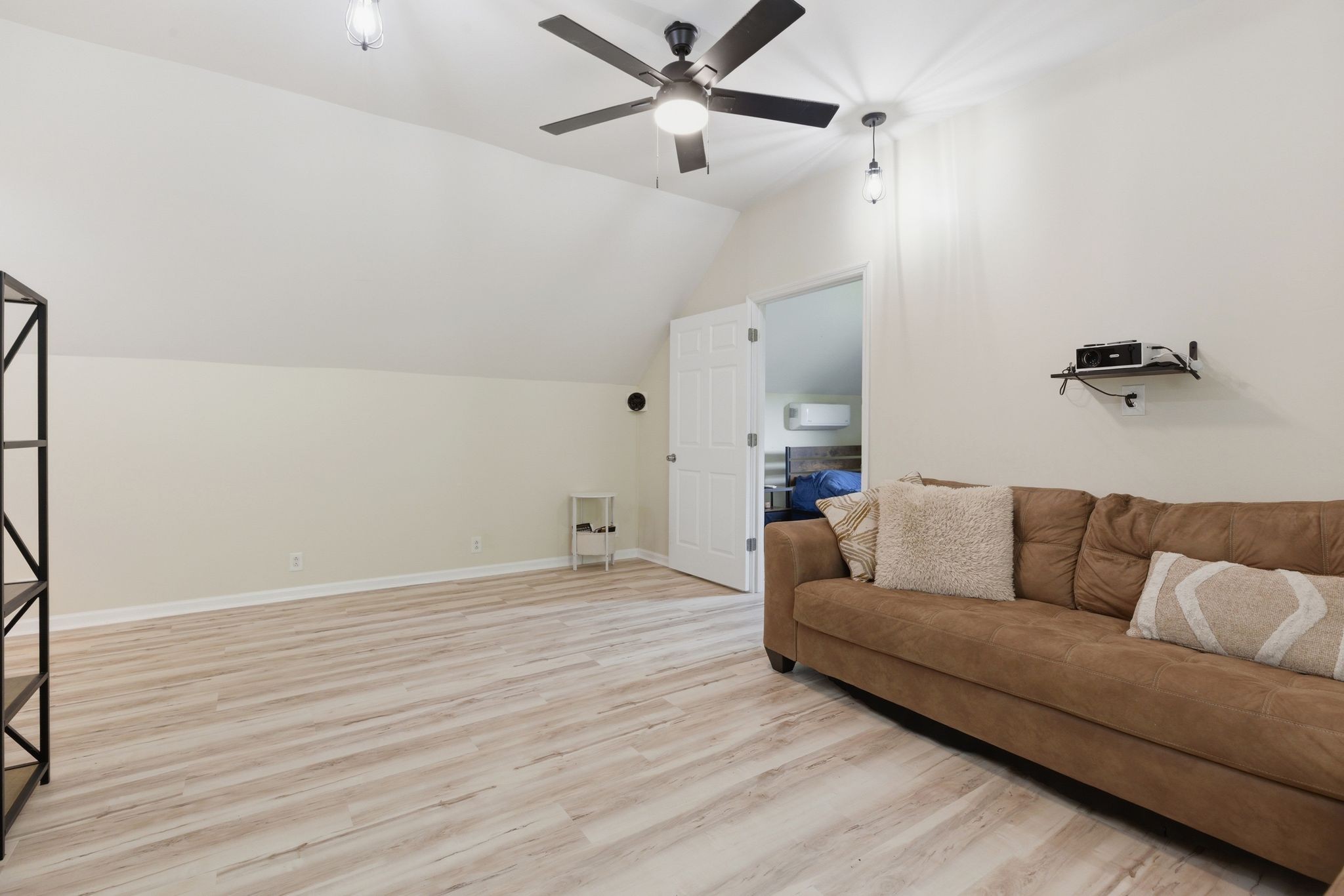 2306 Red Mile Road Murfreesboro, TN 37127 - Photo 33 of 43 a living room with furniture and a ceiling fan