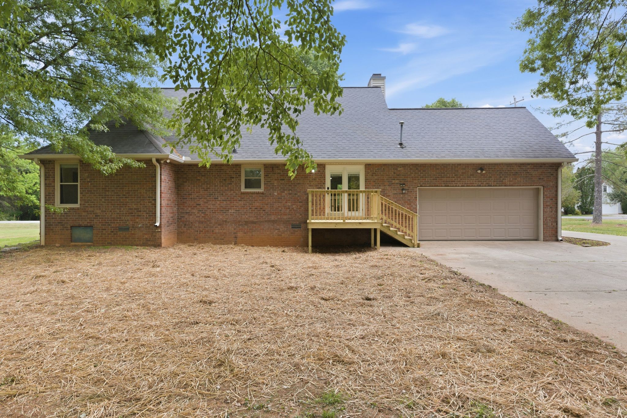2306 Red Mile Road Murfreesboro, TN 37127 - Photo 36 of 43 front view of a house with a yard