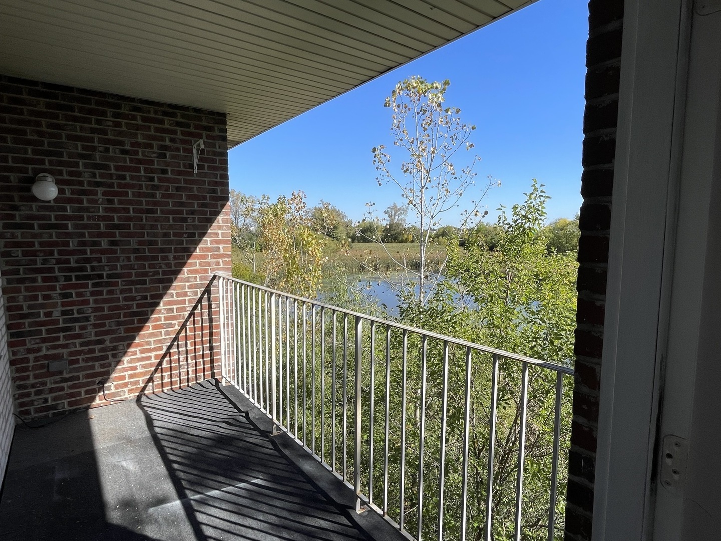881 North Swift Road, Unit 308 Addison, IL 60101 - Photo 16 of 21 Gallery Image 16