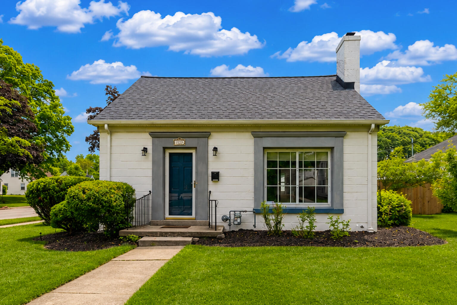 2702 South 46th Street Milwaukee, WI 53219 - Photo 1 of 18 Lovely Jackson Park Cape Cod