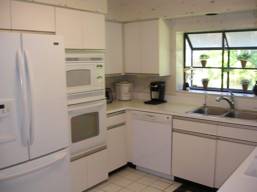 4200 Northwest 26th Way Boca Raton, FL 33434 - Photo 11 of 20 P1010029