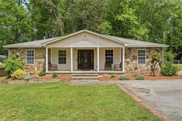 $325,000 | 1517 East Church Street, Monroe, GA 30655