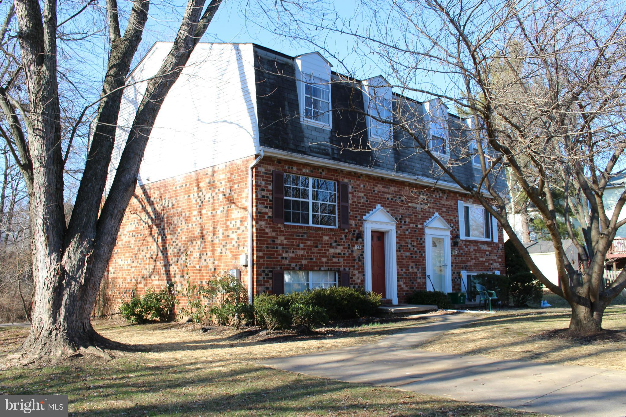 102 Valley Bend Road Westminster, MD 21157 - Photo 2 of 27 Exterior (Front)