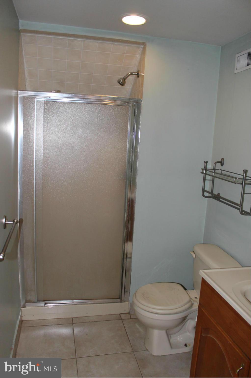 102 Valley Bend Road Westminster, MD 21157 - Photo 21 of 27 Bath
