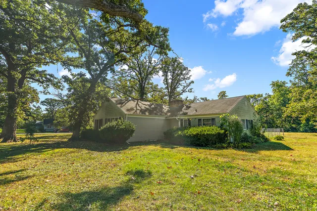 a view of outdoor space yard and green space