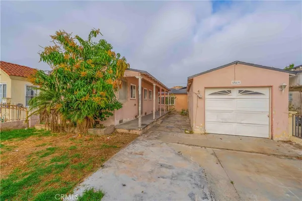 $570,000 | 8669 San Gabriel Avenue, South Gate, CA 90280