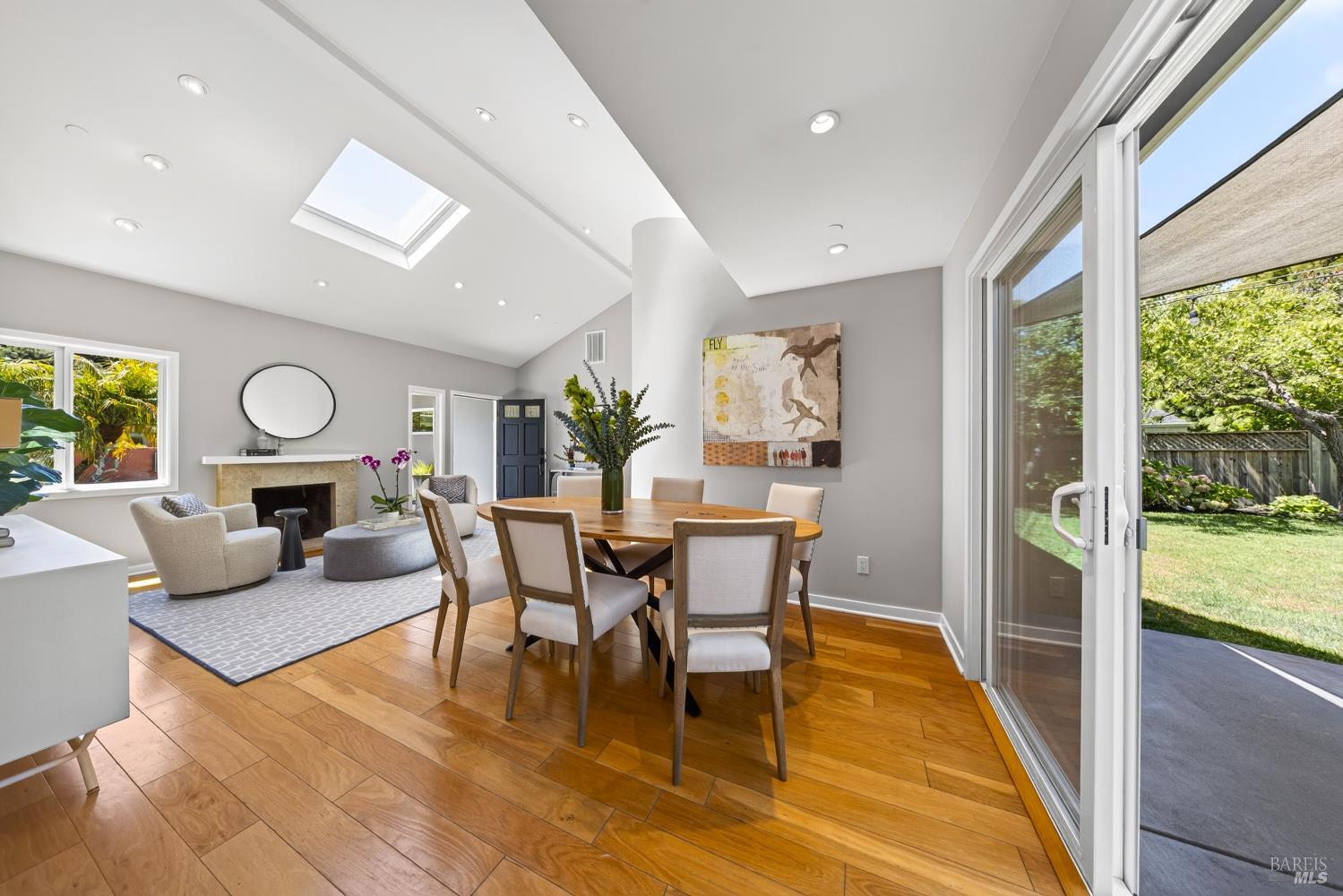 21 Apollo Road Tiburon, CA 94920 - Photo 7 of 31 Gallery Image 7