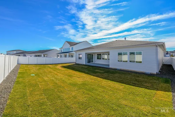 $679,000 | 1204 West Switchgrass Drive, Meridian, ID 83642