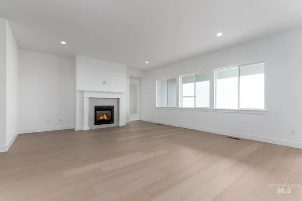 $679,000 | 1204 West Switchgrass Drive, Meridian, ID 83642