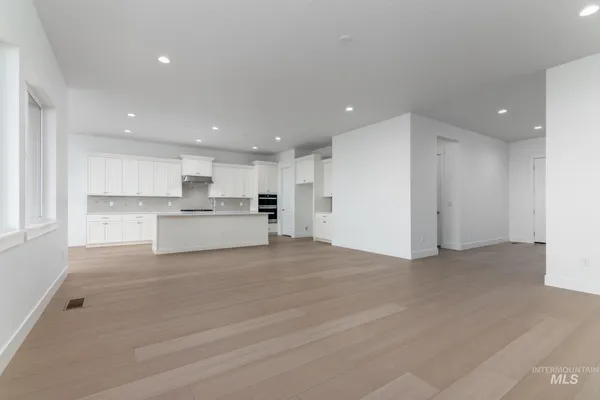 $679,000 | 1204 West Switchgrass Drive, Meridian, ID 83642