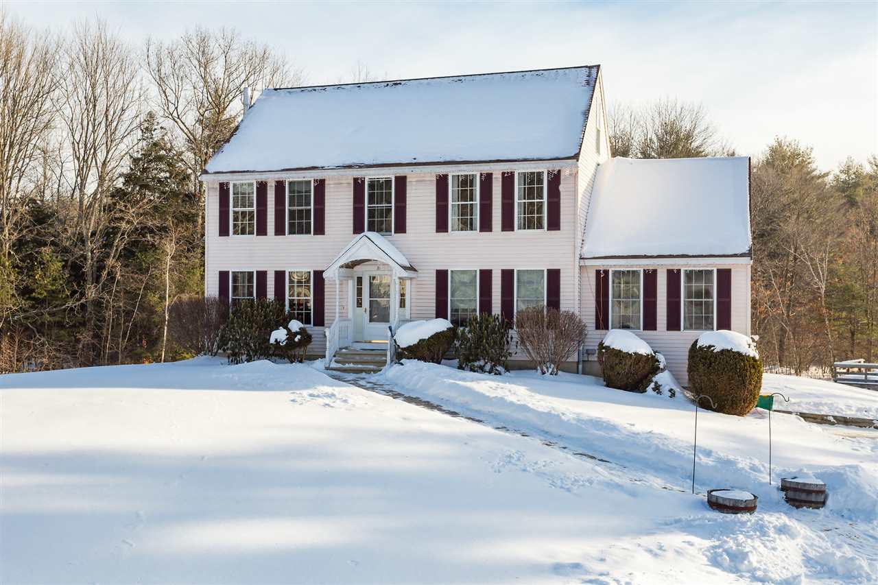 31 Efab Lane Rochester, NH 03839 - Photo 3 of 40