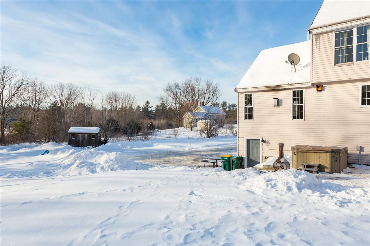 31 Efab Lane Rochester, NH 03839 - Photo 10 of 40