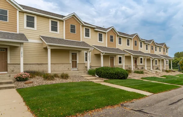 $279,900 | 5010 Harvest Lake Drive Northwest, Rochester, MN 55901