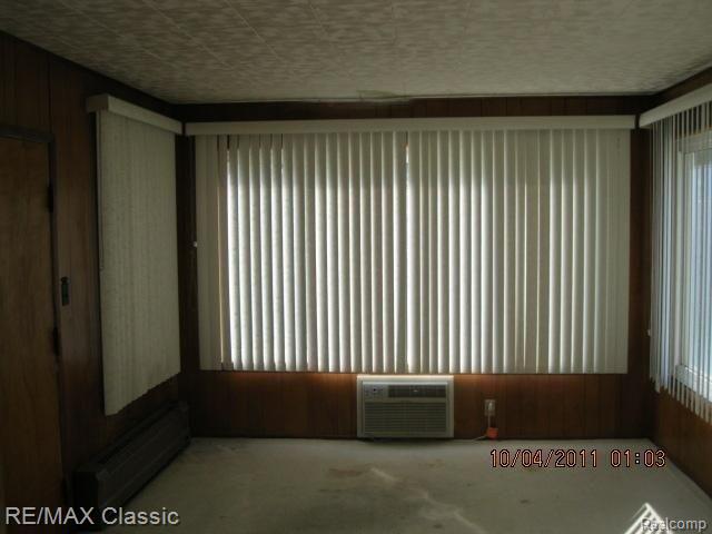 17517 Cornell Road Southfield, MI 48075 - Photo 7 of 9 IMG0177.JPG