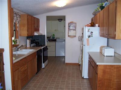 425 Hardwick Road Ukiah, CA 95482 - Photo 3 of 11 Gallery Image 3