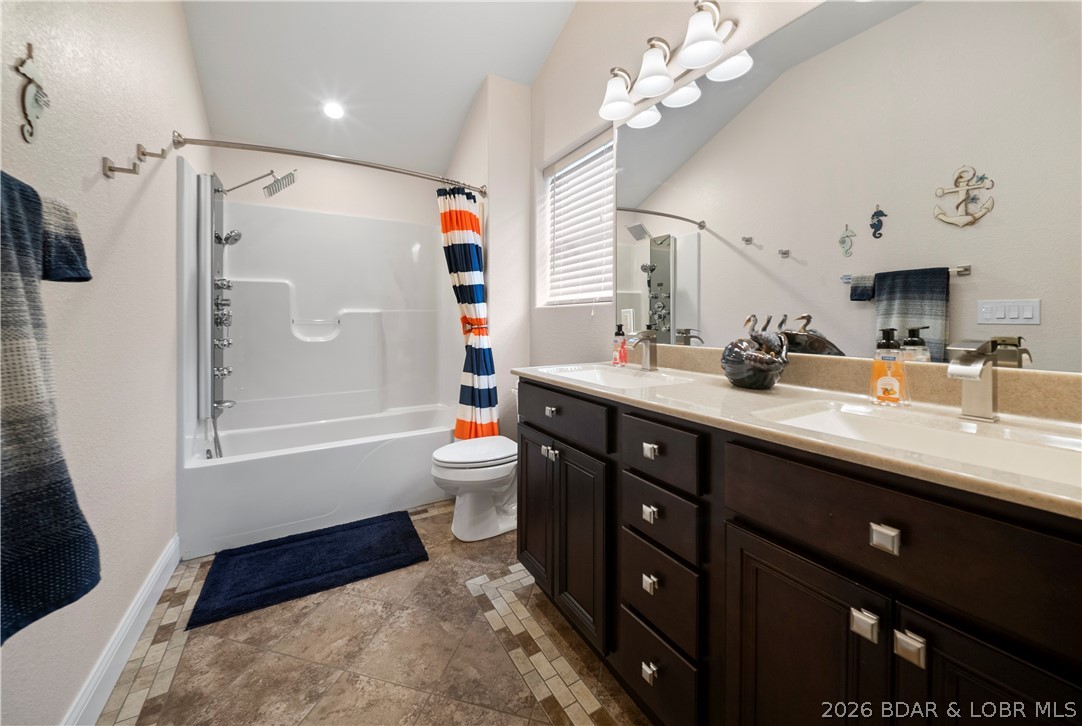 43 Sandy Beach Loop Camdenton, MO 65020 - Photo 45 of 66
