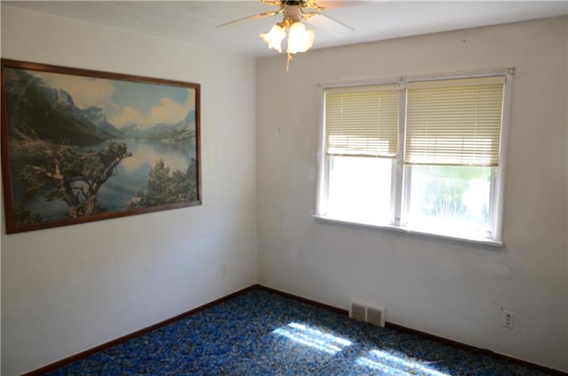 590 Rich Hill Road Apollo, PA 15613 - Photo 6 of 20 Bedroom 1 - 10x10