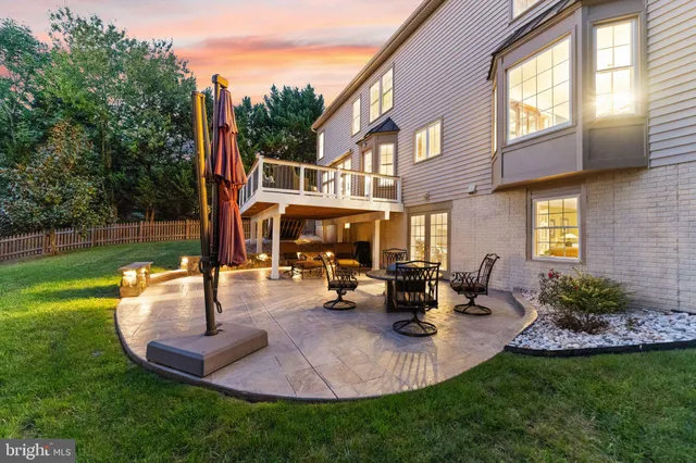 $979,900 | 18571 Dettington Court, Leesburg, VA 20176