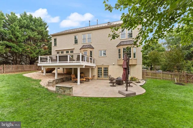 $979,900 | 18571 Dettington Court, Leesburg, VA 20176