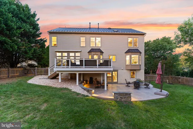 $979,900 | 18571 Dettington Court, Leesburg, VA 20176