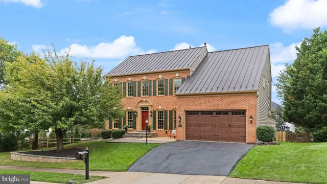$979,900 | 18571 Dettington Court, Leesburg, VA 20176