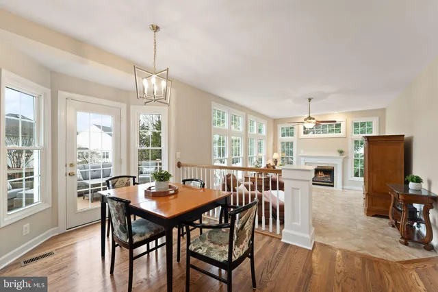 $979,900 | 18571 Dettington Court, Leesburg, VA 20176