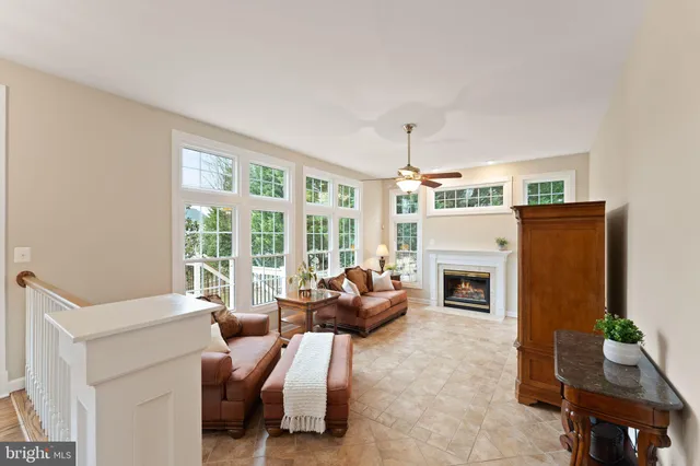 $979,900 | 18571 Dettington Court, Leesburg, VA 20176