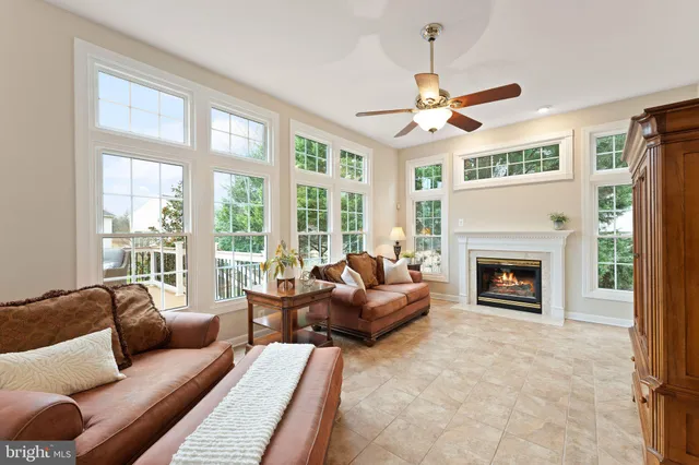$979,900 | 18571 Dettington Court, Leesburg, VA 20176