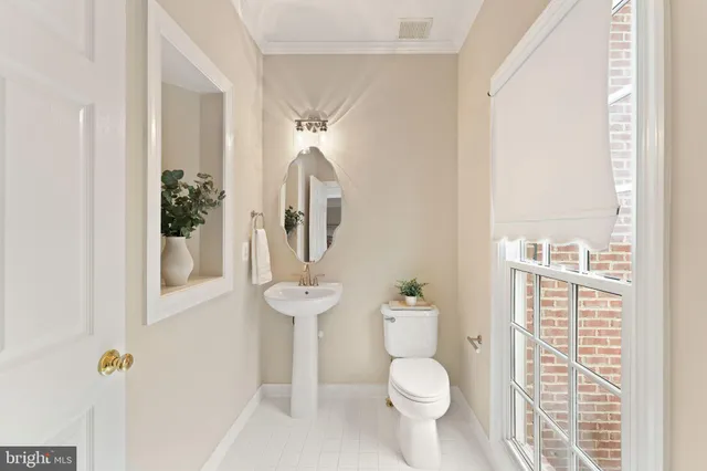 $979,900 | 18571 Dettington Court, Leesburg, VA 20176