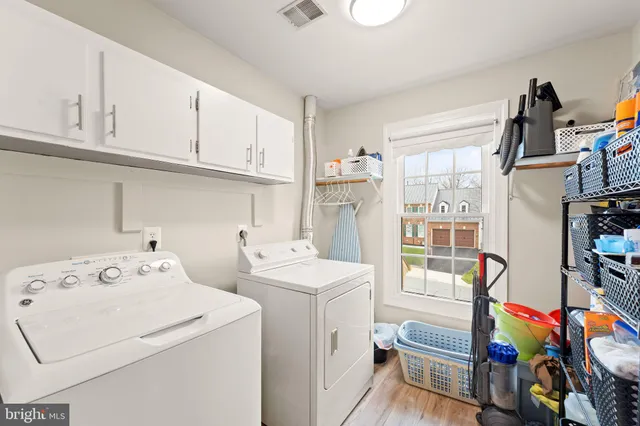 $979,900 | 18571 Dettington Court, Leesburg, VA 20176