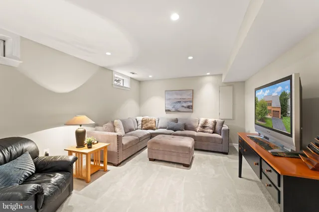 $979,900 | 18571 Dettington Court, Leesburg, VA 20176