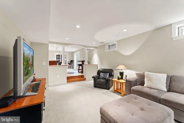 $979,900 | 18571 Dettington Court, Leesburg, VA 20176