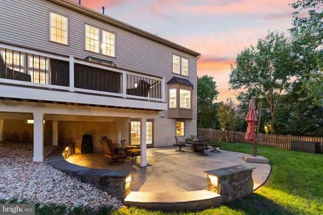 $979,900 | 18571 Dettington Court, Leesburg, VA 20176