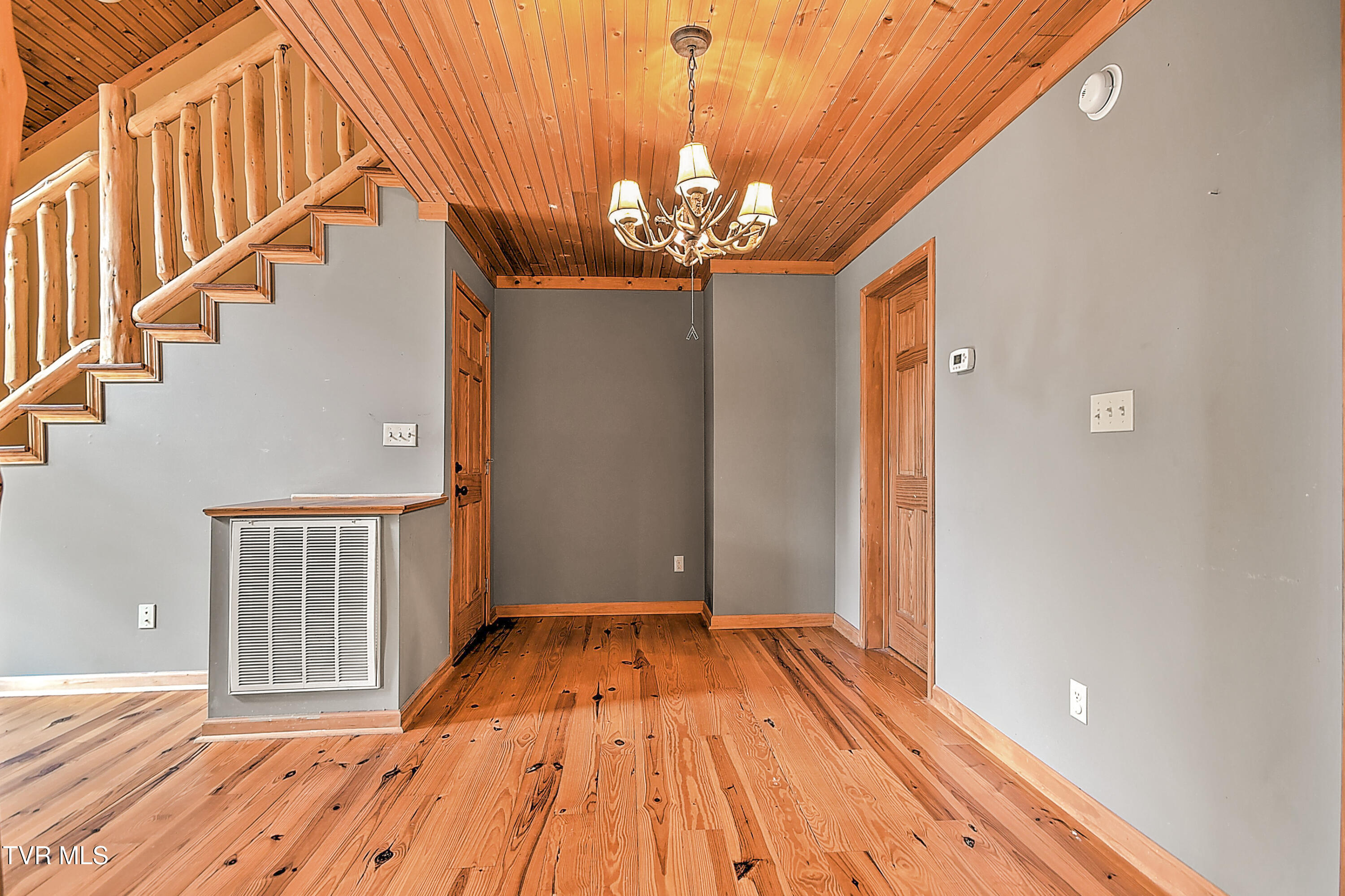 9245 Mendota Road Mendota, VA 24270 - Photo 21 of 65 9425 Mendota GUnit -13
