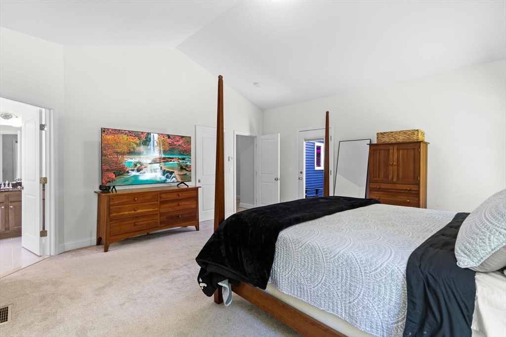 39 Erbeck Cir Extension Bridgewater, MA 02324 - Photo 33 of 42 Gallery Image 33