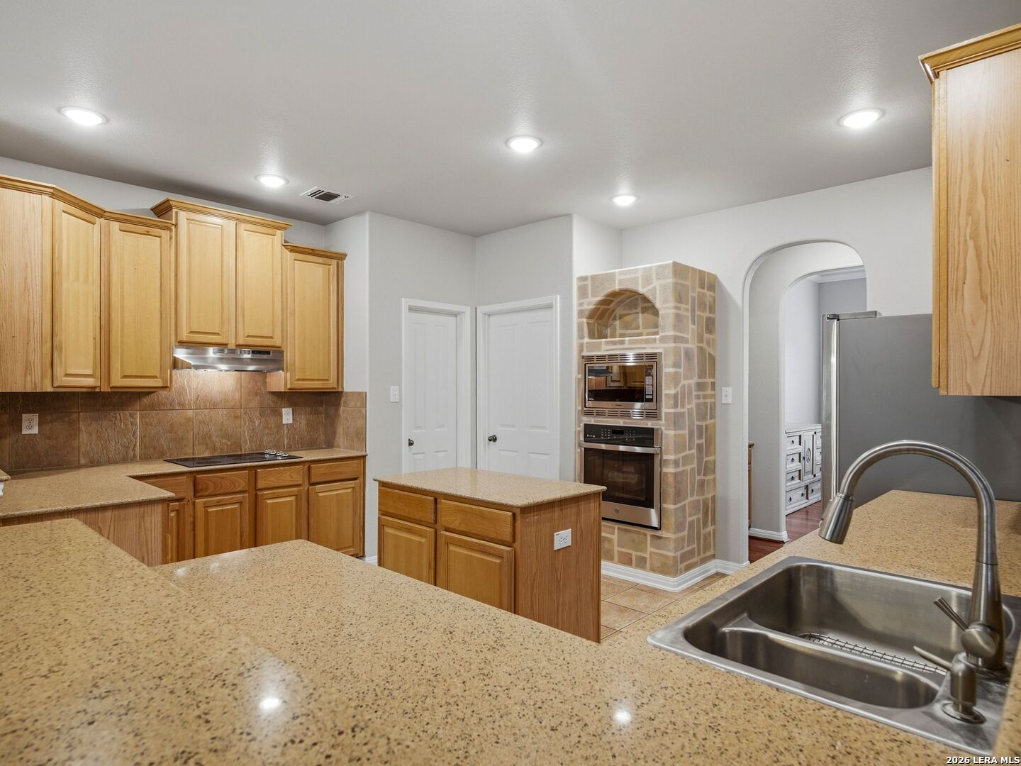 9406 Potters Point Helotes, TX 78023 - Photo 15 of 41