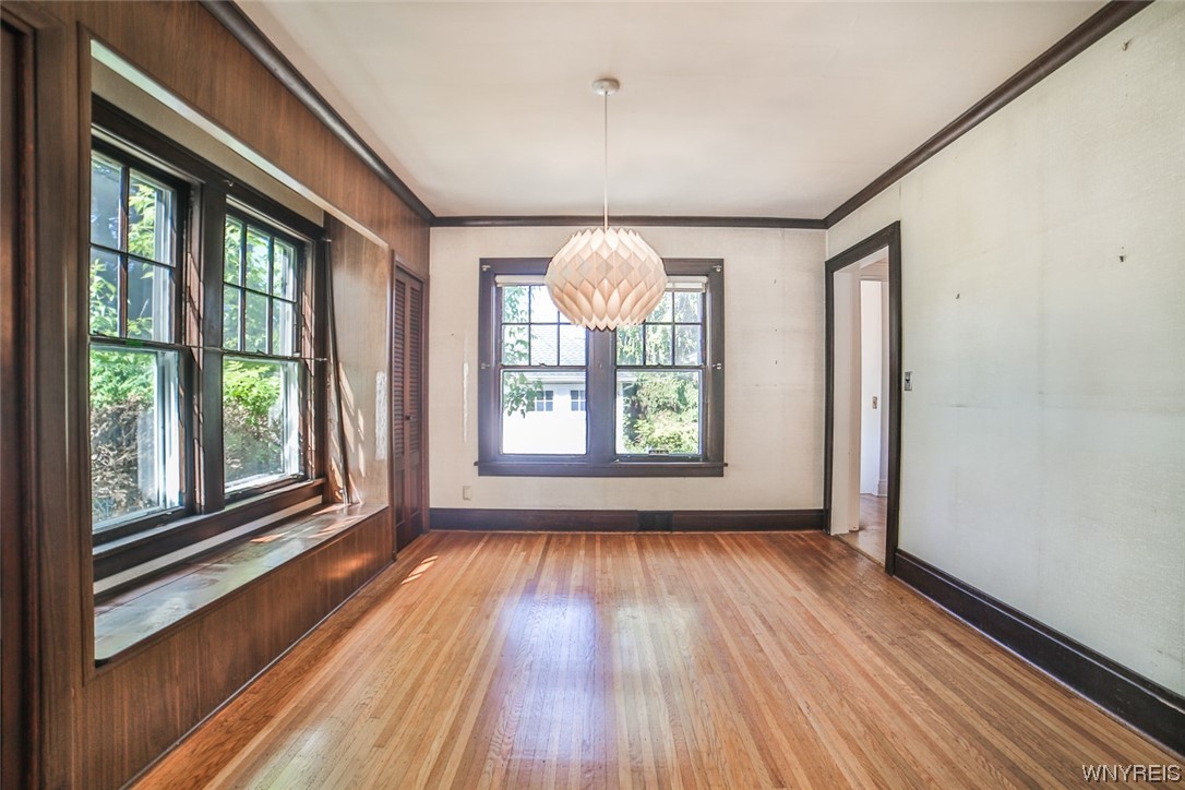 54 Niagara Falls Boulevard Buffalo, NY 14214 - Photo 13 of 42